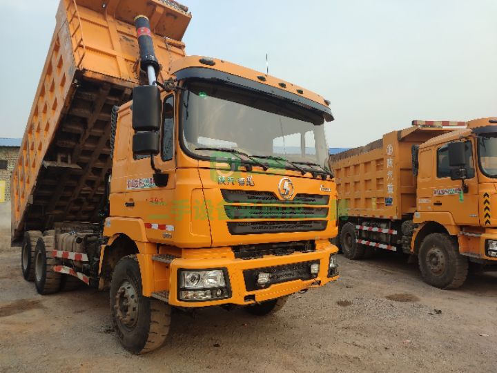 山西出售陜汽德龍后八輪自卸土方車