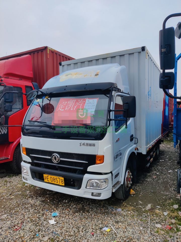 出租東風(fēng)凱普特K7的6.8米箱式貨車