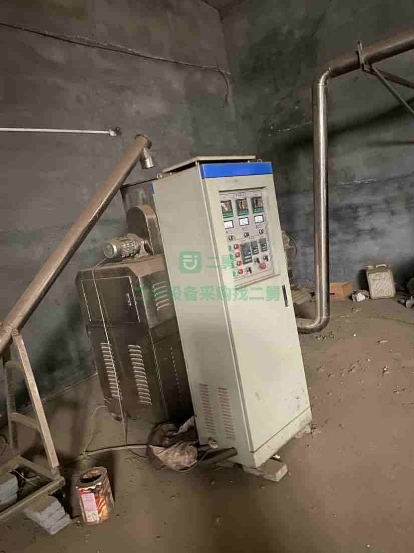 山東出售二手的雙螺桿膨化機