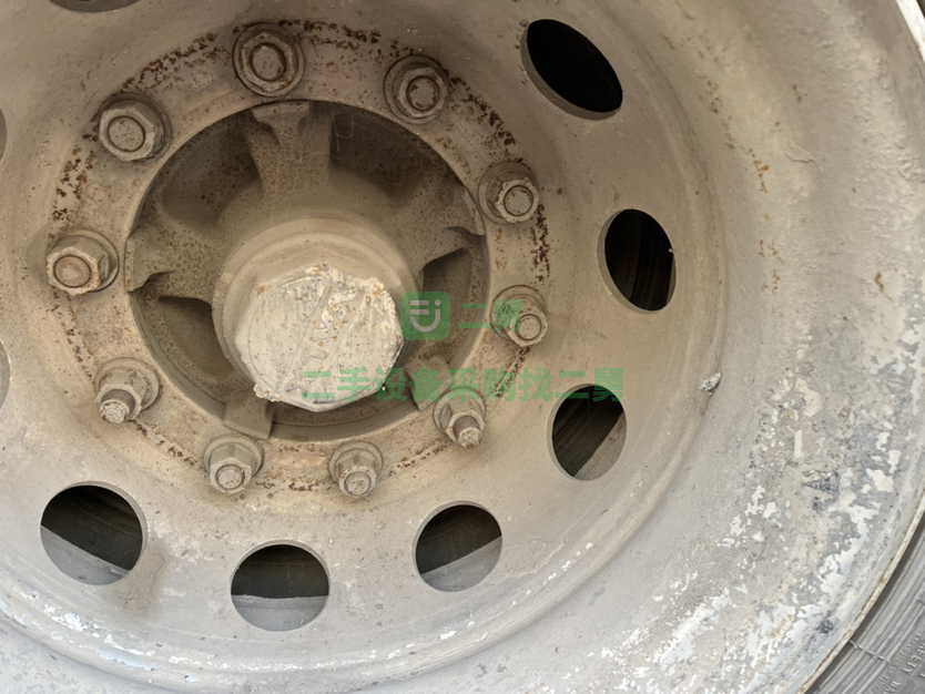 出售19年40方華宇散裝水泥罐車，手續齊全，包提檔過戶