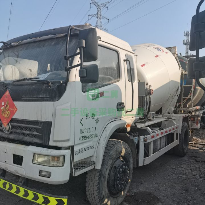 18年東風 玉柴發動機 140馬力，8方罐  153后橋