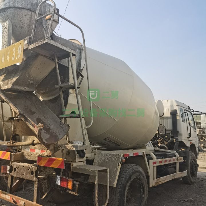 18年東風 玉柴發動機 140馬力，8方罐  153后橋