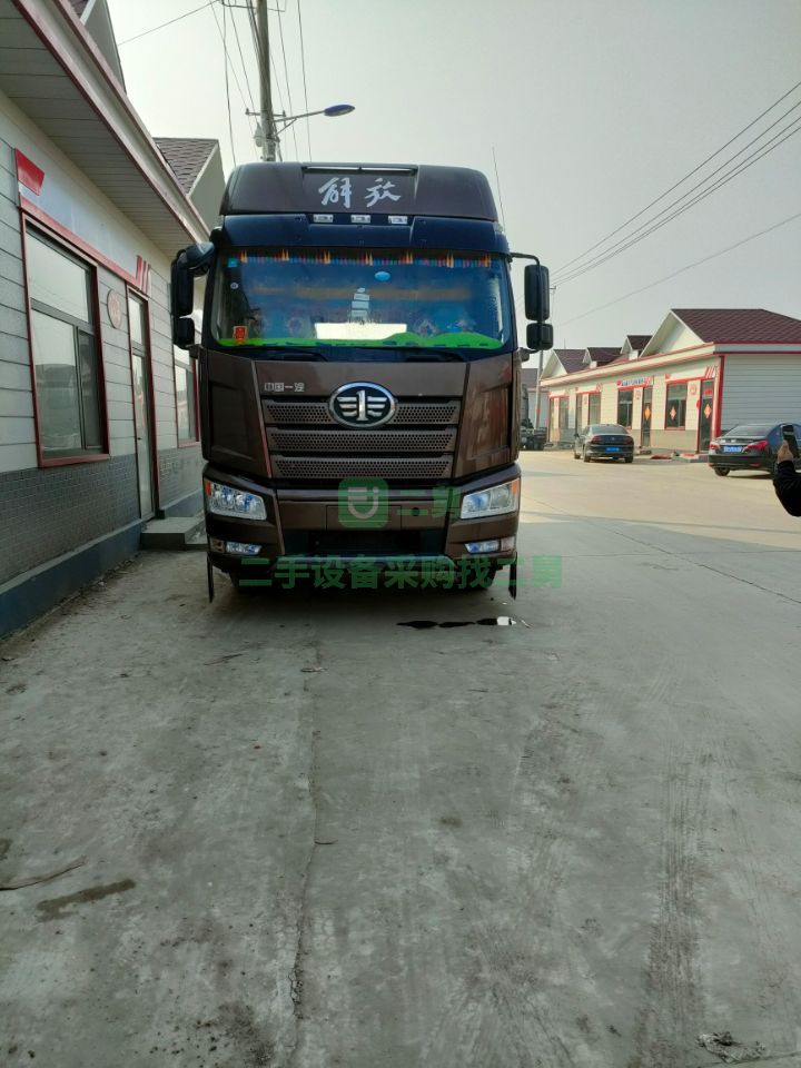 出售19年底解放J6p國五460馬力錫柴發動機牽引車