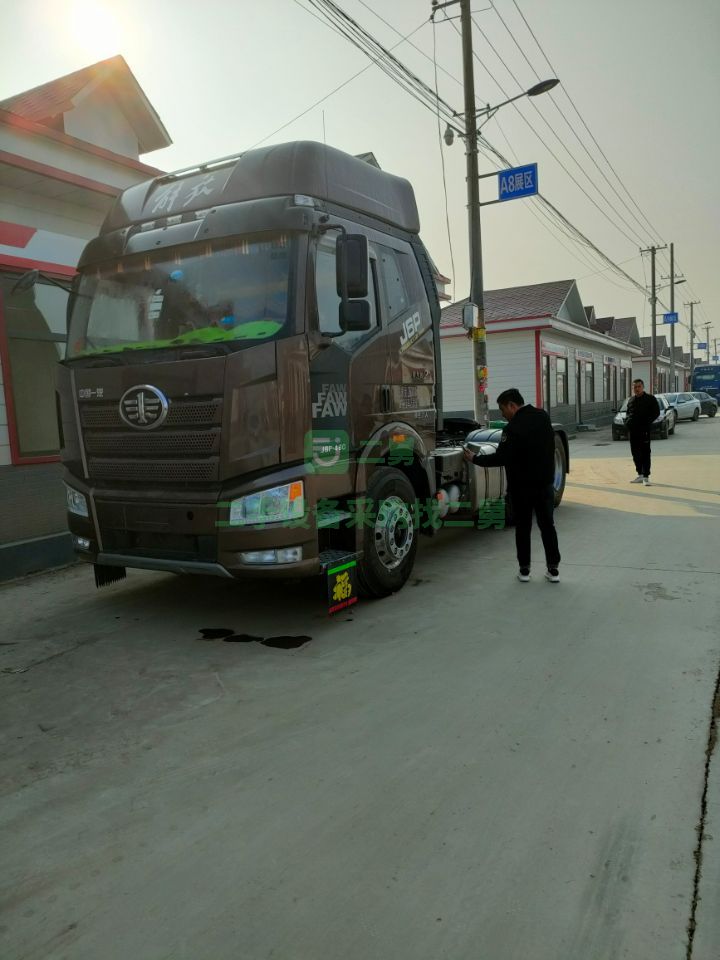 出售19年底解放J6p國五460馬力錫柴發動機牽引車