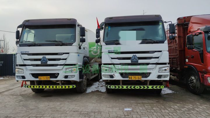 出售豪沃國五攪拌車