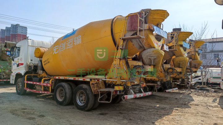出售三一國五攪拌車