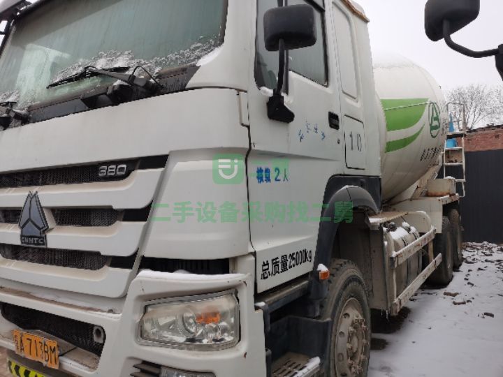 出售二手的豪沃凌宇大15方攪拌車