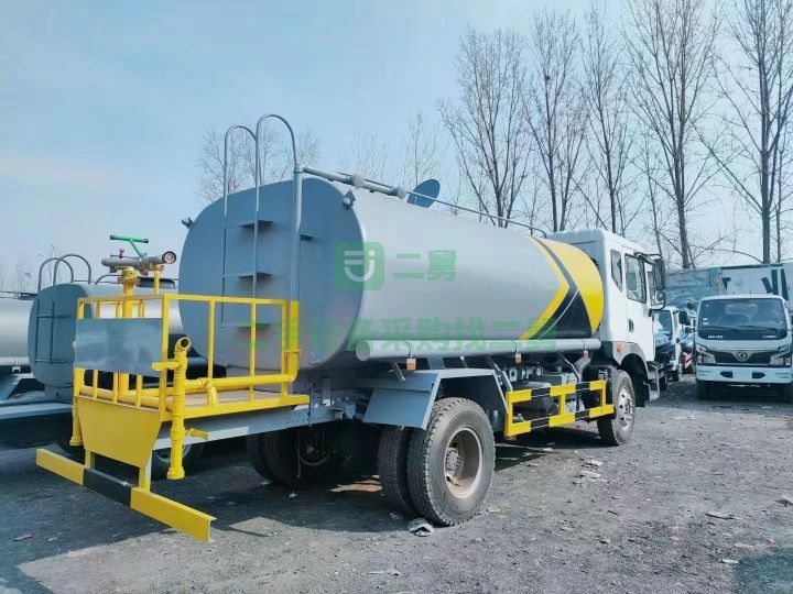 出售園林綠化灑水車工程灑水車霧炮灑水車