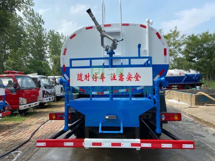 出售環衛灑水車綠化灑水車工程灑水車工地用灑水車廠區灑水車