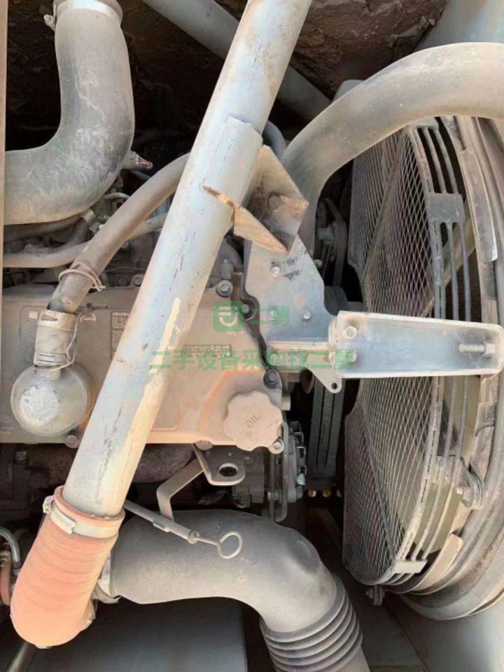 出售頂級進口日歷350H電3、全車原版油漆、原車土方挖斗挖掘機