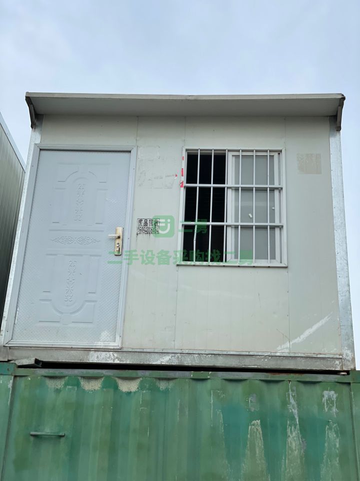 長期出售各類二手住人集裝箱房活動板房量大從優兼后期回收