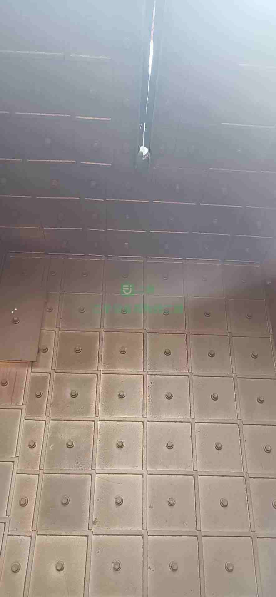 出售寬2米高2.8米，單鉤三噸拋丸機