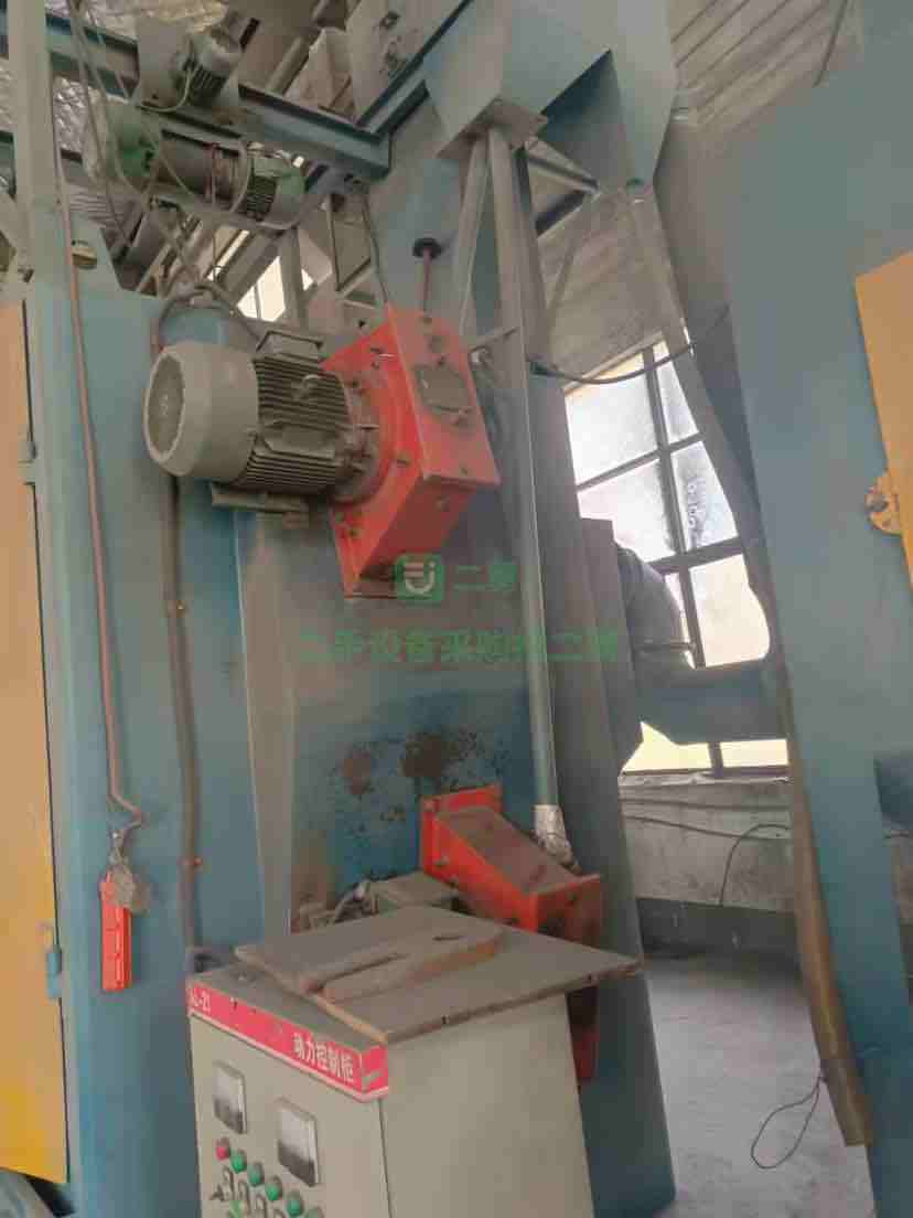 出售378雙鉤兩噸，兩個11千瓦拋丸器，脈沖除塵器