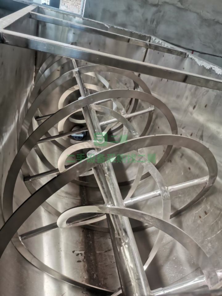 出售304不銹鋼雙螺帶混合機