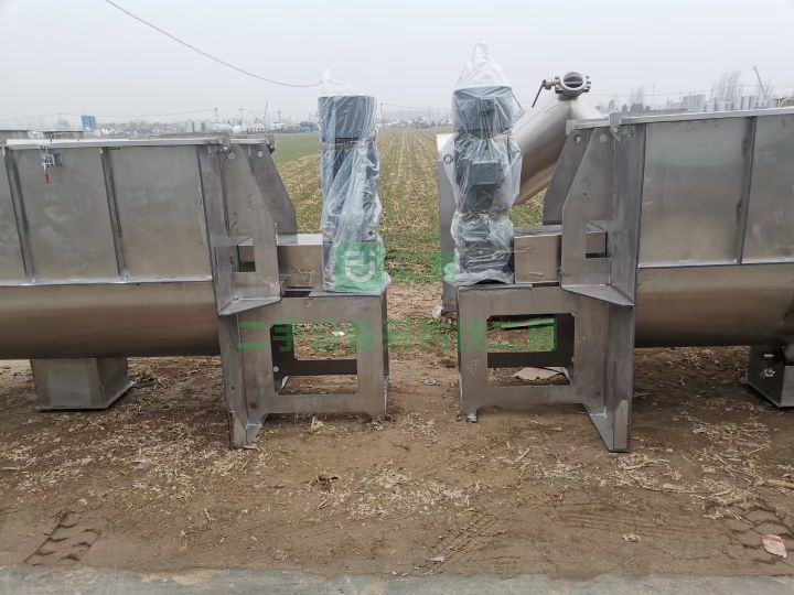 出售304不銹鋼雙螺帶混合機