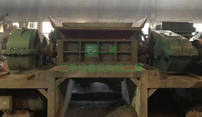 轉讓馬鞍山長鴻產1200型二手撕碎機,45千瓦電機,刀片直徑400厚度50