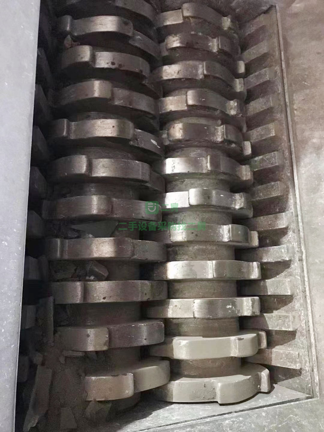 轉讓馬鞍山長鴻產1200型二手撕碎機,45千瓦電機,刀片直徑400厚度50