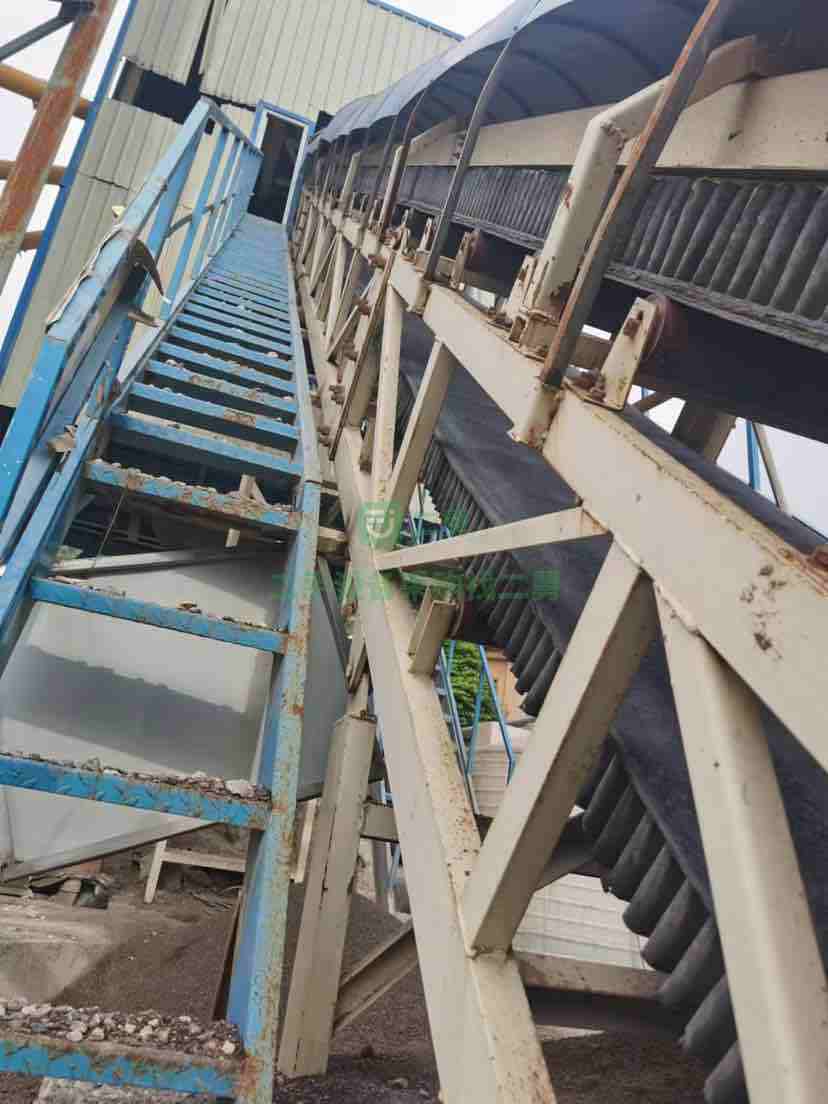 貴州安順出售120攪拌站福建三隆廠家19年設備帶罐子