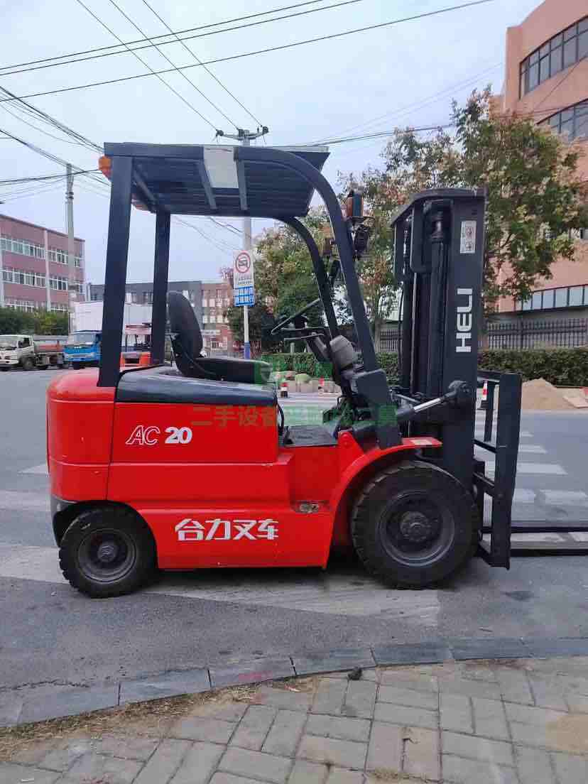 合力精品2噸叉車