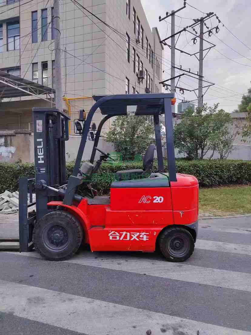 合力精品2噸叉車