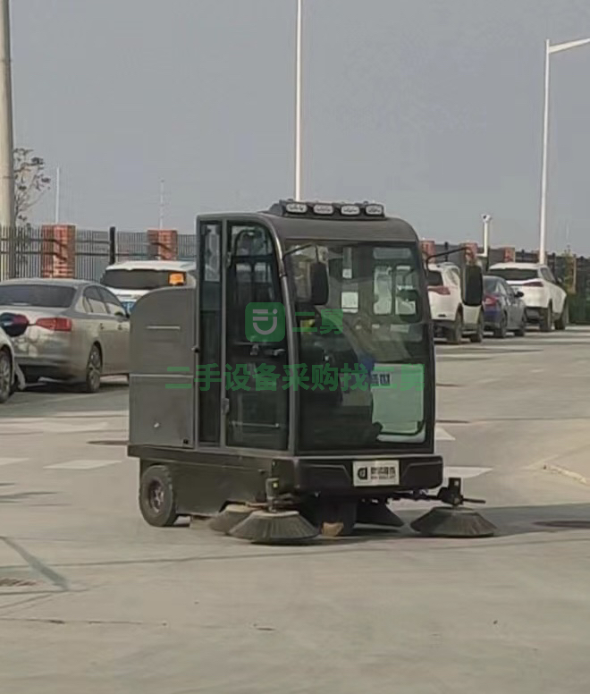 三折出售二手掃地車
