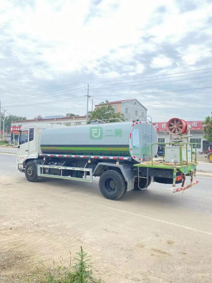 出租國五15方灑水車