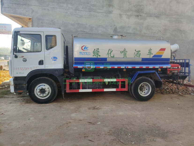 出租東風多利卡12立方灑水車