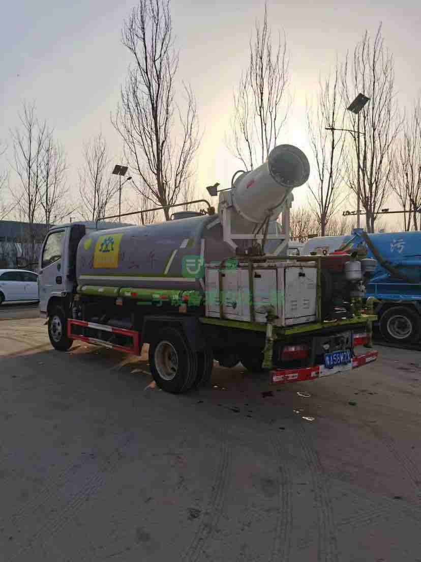 出租國六5方藍牌灑水車
