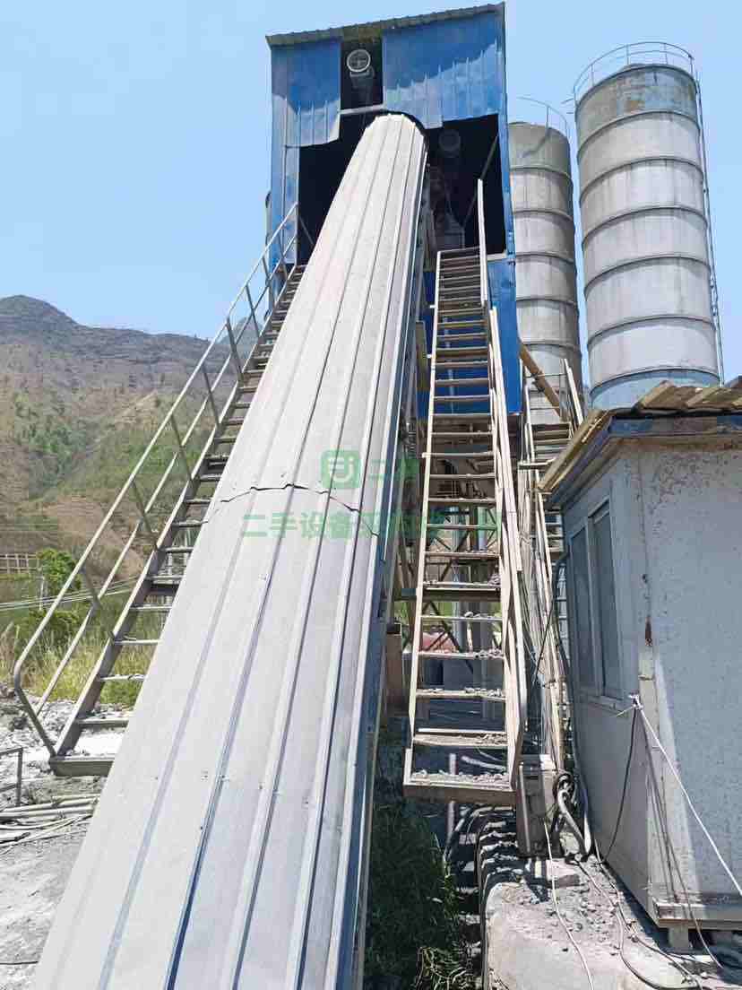 貴陽出售90攪拌站帶4個100噸罐子