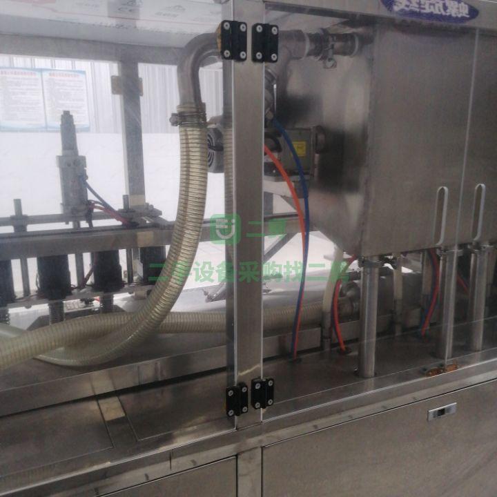 出售自立袋灌裝旋蓋機