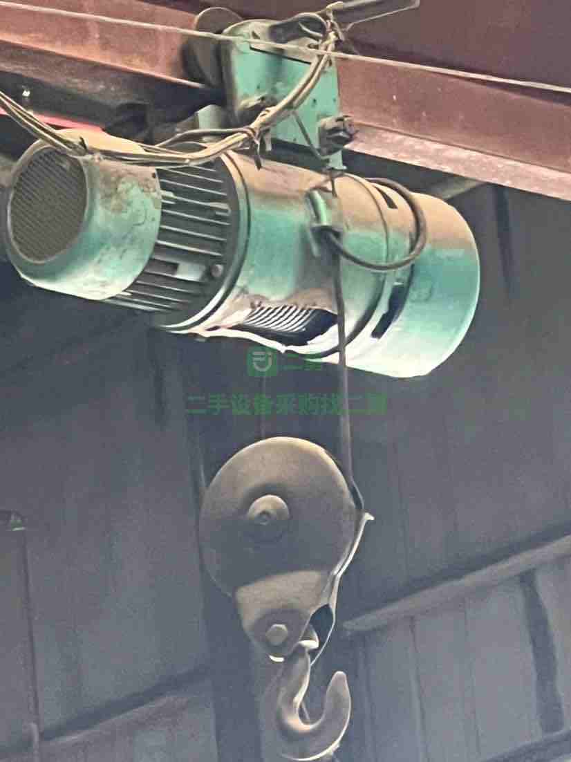 由于廠房要拆遷，急售行車一臺，價格可議